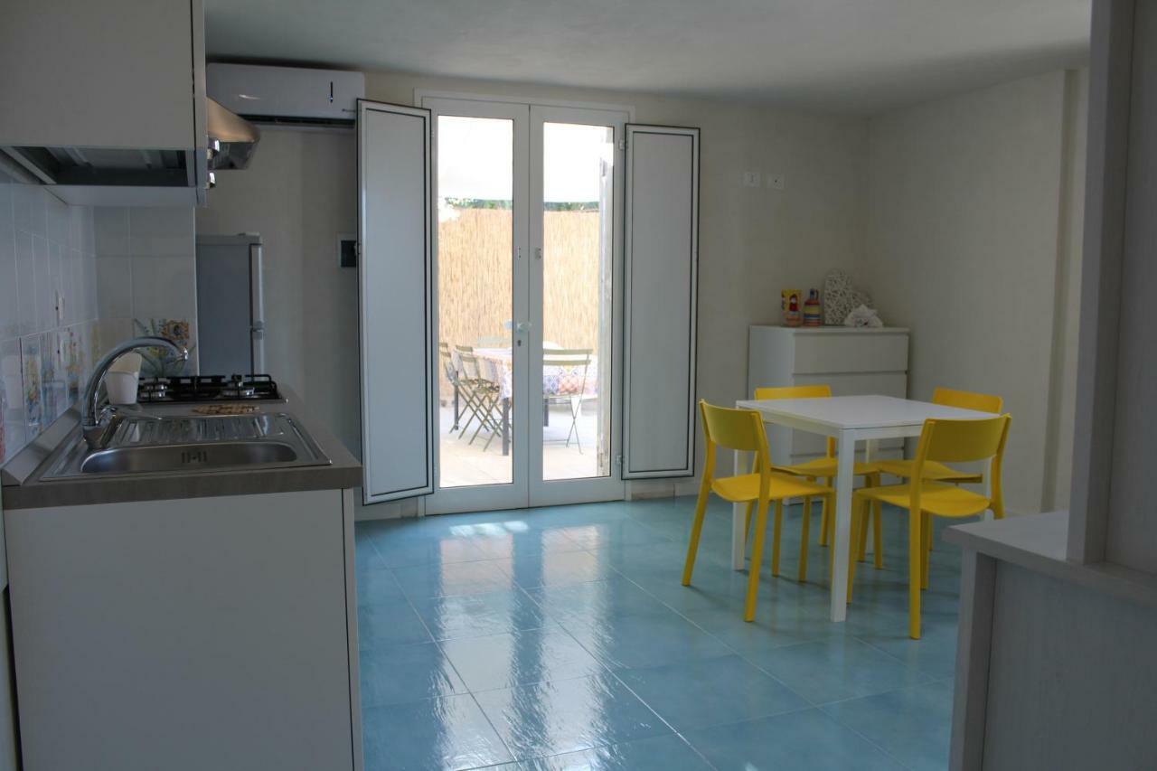 Acquamarina House On The Beach Apartment Алкамо Марина Екстериор снимка