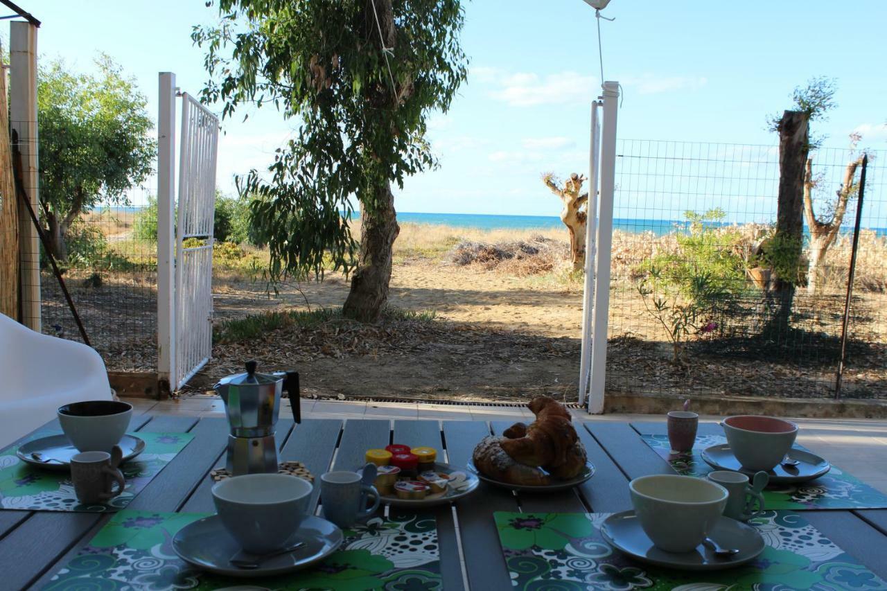 Acquamarina House On The Beach Apartment Алкамо Марина Екстериор снимка