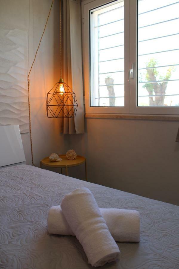 Acquamarina House On The Beach Apartment Алкамо Марина Екстериор снимка