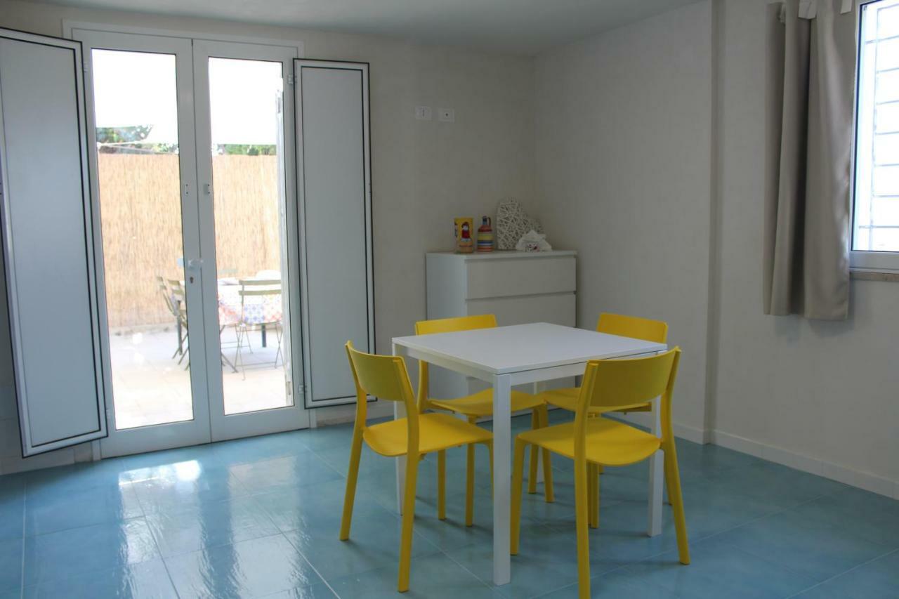 Acquamarina House On The Beach Apartment Алкамо Марина Екстериор снимка